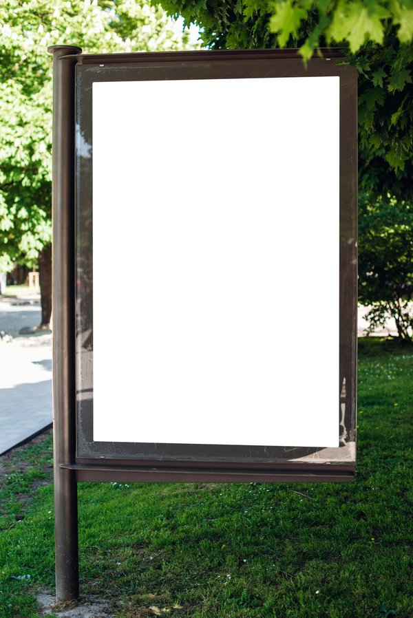 Bannières et roll up : les utilisations courantes de ces outils de communication